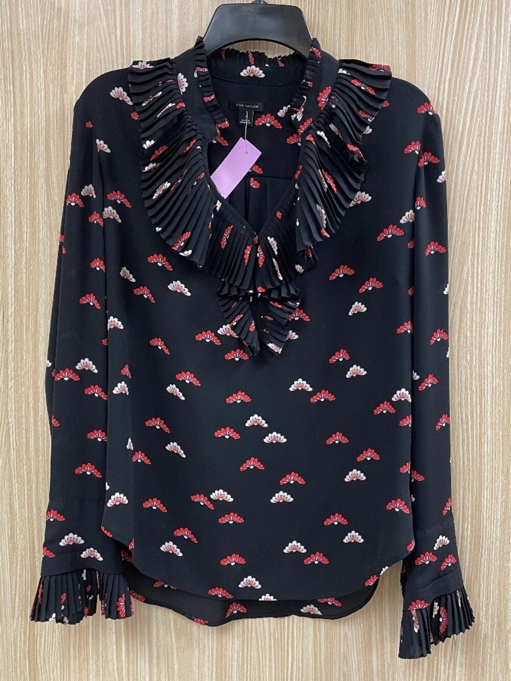 Ann Taylor Black Print top size small